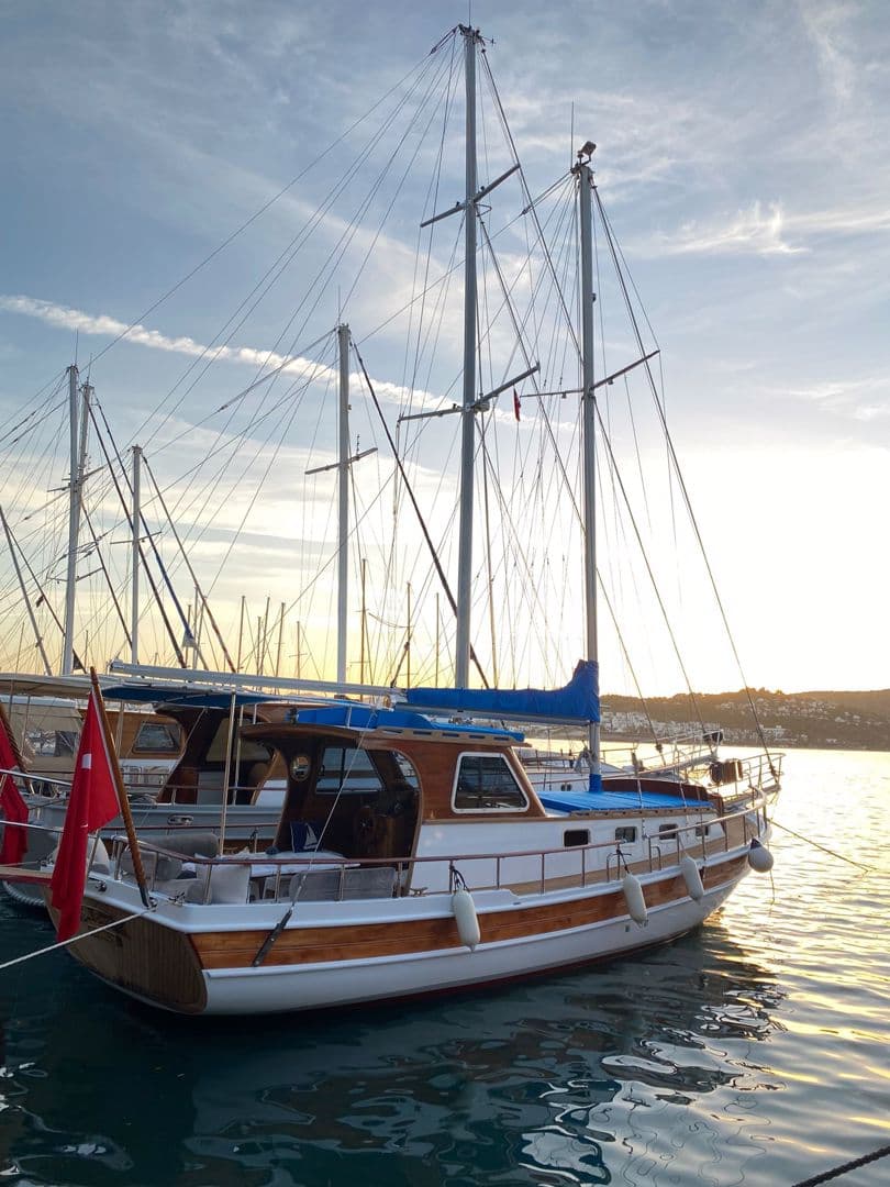 Ali & Emre gulet – deck and exterior 1
